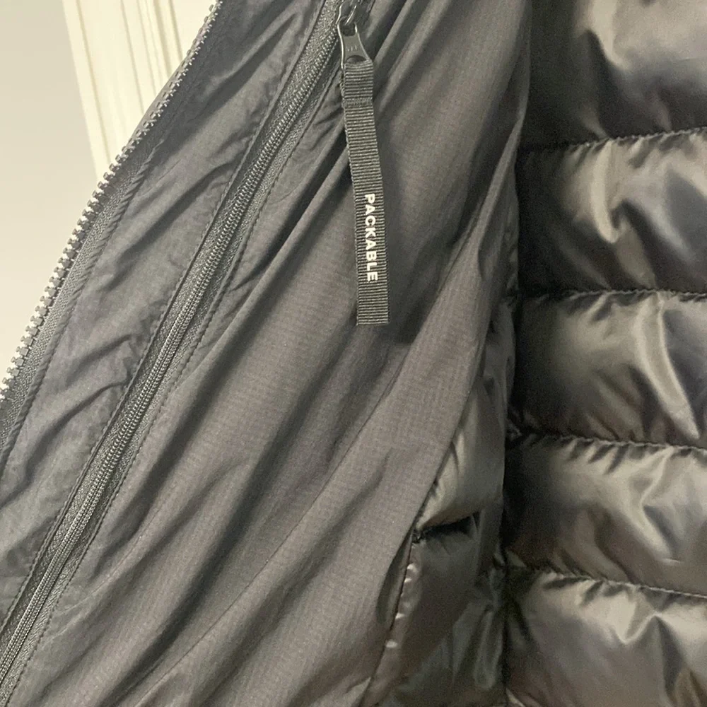 Women Canada Goose Jacket - Picture 9 of 16
